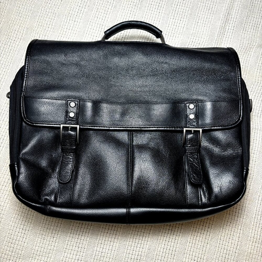 Samsonite Black Classic Leather Flapover Business Satchel Bag—Fits 2 Laptops - Picture 4 of 16